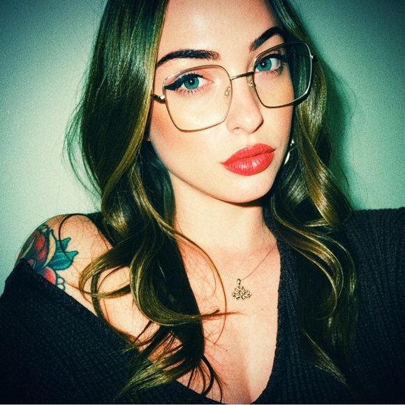yoxadrianne